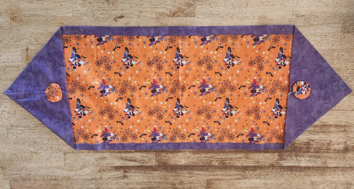 Halloween Micky and Minnie Mouse Table Runner