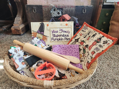 Miss Fiona's Stupendous Pumpkin Pie Book Set